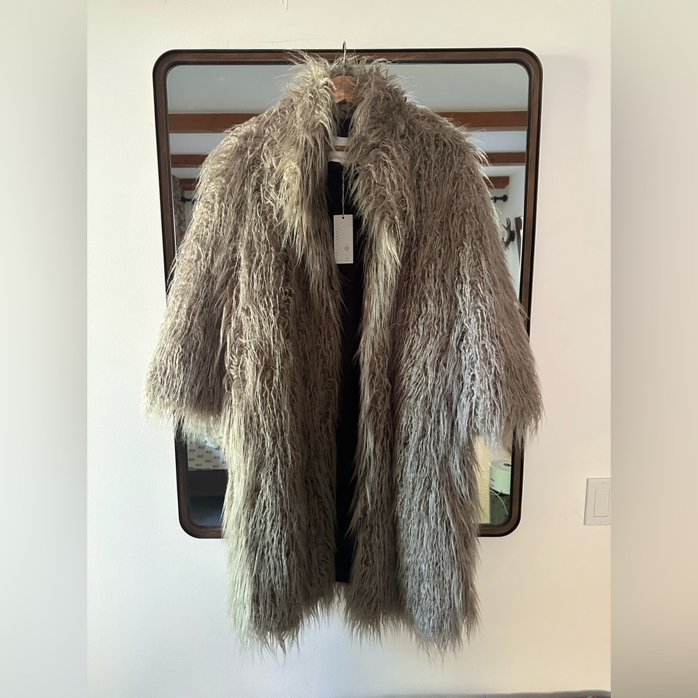 Burning Torch Shaggy Faux Fur Jacket in Gray